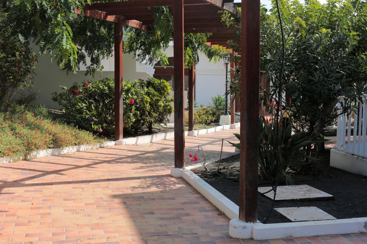 Daruma Apartments 2-Bedroom Duplex With Sea Views Costa Teguise Zewnętrze zdjęcie